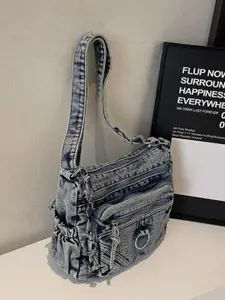 Outzidr Women Solid Structured Zip Detail