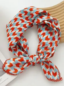 QUECY Geometric Printed Scarf