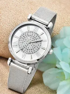 LOUIS DEVIN Women Embellished Bracelet Style Straps Analogue Watch LD-L189-SLV-CH