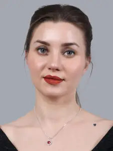 OPUS GEMS Silver-Plated Stone Studded Pendant With Chain