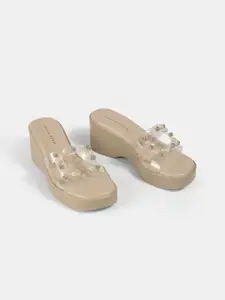 LEMON & PEPPER Women Western Embellished Wedge Heels Sandals