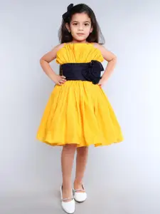 Pink Chick Girls Cotton Colourblocked Ruffled Silhouette Dress With Matching Clip