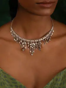 SHAYA The Herd Leader Elephant 925 Sterling Silver Artificial Stones Necklace