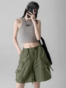 Outzidr Women Solid Loose Fit Mid-Rise Cargo Shorts