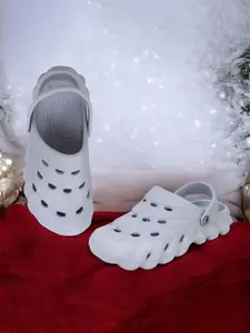 KAPYANSH Men Croslite Clogs