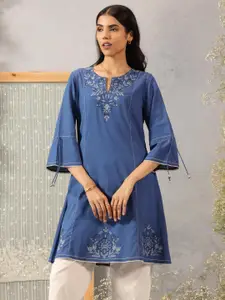Lakshita Women Blue Kurtis