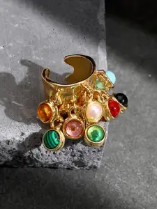 SOHI California Gold-Plated The Drizzle Statement Finger Ring