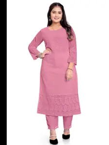 ZAZADIYA IMPEX Women Embroidered Chikankari Cotton Kurti