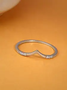 GIVA Silver-Plated Sleek Chevron Finger Ring