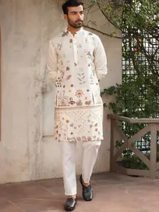 Jompers Men Floral Embroidered Kurta with Pyjama
