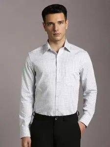 Louis Philippe Men Grid Tattersall Checked Spread Collar Pure Cotton Formal Shirt