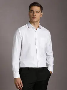 Louis Philippe Men Grid Tattersall Checked Spread Collar Pure Cotton Formal Shirt