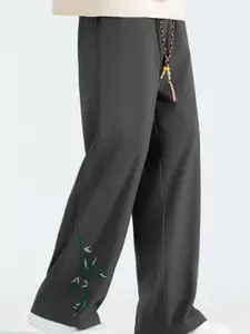 StyleCast x Revolte Men Loose Fit Mid-Rise Wide Leg Trousers