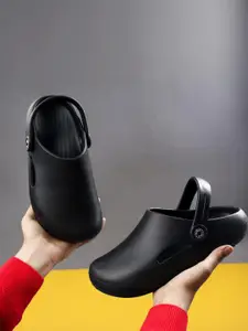 PROUZ black Men Clogs