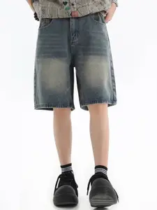 StyleCast x Revolte Men Regular Fit Mid-Rise Washed Shorts