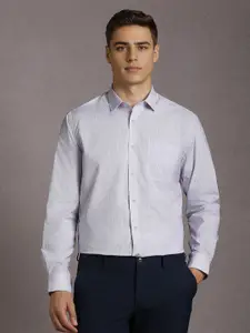 Louis Philippe Geometric Printed Long Sleeves Formal Shirt