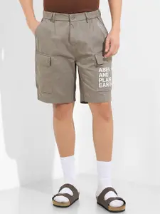 The Indian Garage Co Men Relaxed Fit Cargo Shorts