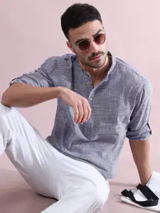 FILORI STUDIO Men Mandarin Collar Woven Design Roll-Up Sleeves Pure Cotton Kurta