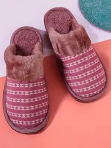 WOLVESDEN Women Printed Room Slippers