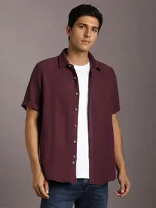 Louis Philippe Jeans Slim Fit Textured Spread Collar Long Sleeves Pure Cotton Casual Shirt