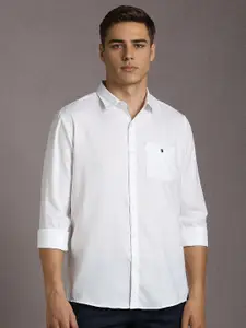 Louis Philippe Sport Men Solid Spread Collar Slim Fit Casual Shirt