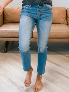 StyleCast Women Straight Fit Mid-Rise Light Fade Stretchable Jeans