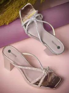 DIVASTRI Women Embellished Block Sandals