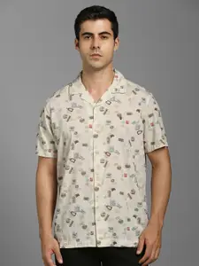 Louis Philippe Jeans Slim Fit Abstract Printed Spread Collar Short Sleeves Casual Shirt