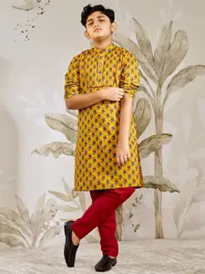 VASTRAMAY Boys Floral Printed Mandarin Collar Pure Cotton Kurta with Pyjamas
