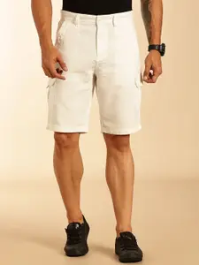 Thomas Scott Men Cotton Mid-Rise Cargo Shorts