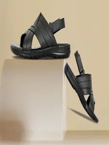 ZIRSQ Men Leather Sandals