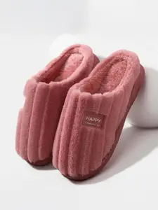 WOLVESDEN Women Slip-On