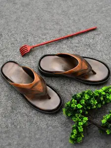 ZIRSQ Men Synthetic Leather Sandals