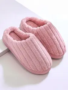 WOLVESDEN Women Slip-On