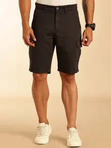 Thomas Scott Men Cotton Mid-Rise Cargo Shorts