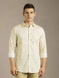 Louis Philippe Sport Men Floral Printed Spread Collar Pure Cotton Casual Shirt