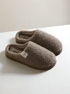 WOLVESDEN Women Self Design Flip Flops