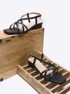 JM Looks Women Sandal Open-Toe Criss-Cross Strap Detail