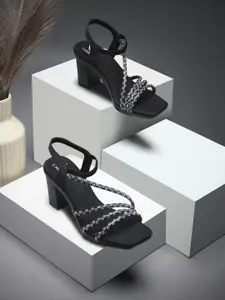 carrito Women Embellished Block Heels Sandals