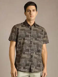 Louis Philippe Sport Men Floral Printed Spread Collar Casual Shirt