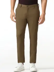 Blackberrys Mario Men B-91 Slim Fit Mid-Rise Chinos
