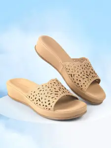 Metro Women Textured Wedge Pumps with Laser Cuts