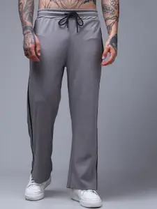 MADSTO Striped Men Baggy-Fit Mid-Rise Track Pants