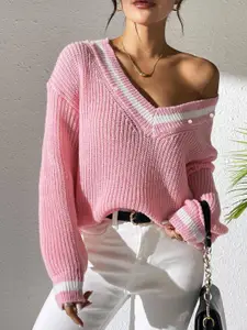 bebe Women Colourblocked V-Neck Longline Pullover