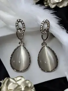 Awaglamm Fashion Silver-Plated Artificial Stones Studded Teardrop Shaped Drop Earrings