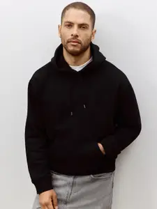 H&M Men Black Relaxed Fit Hoodie