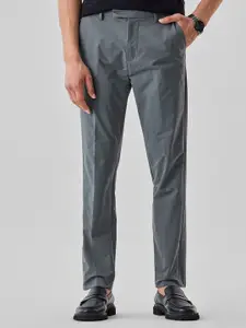 Snitch Men Snitch Grey Mid-Rise Slim Fit Chinos Trouser