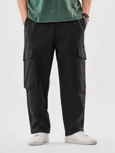 Snitch Men Black Mid-Rise Baggy Cargo Pants