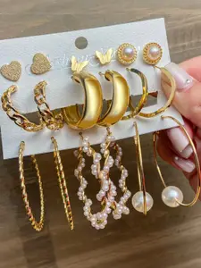 Vembley  Gold Earrings