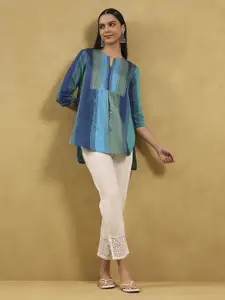 Rangriti Women Striped Kurti